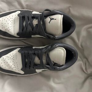 WMNS AIR JORDAN 1 LOW